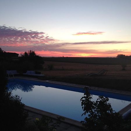 Bed and Breakfast La Lunaire à Verteillac Extérieur photo