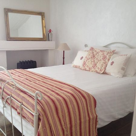 Bed and Breakfast La Lunaire à Verteillac Extérieur photo