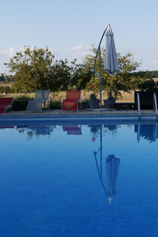Bed and Breakfast La Lunaire à Verteillac Chambre photo