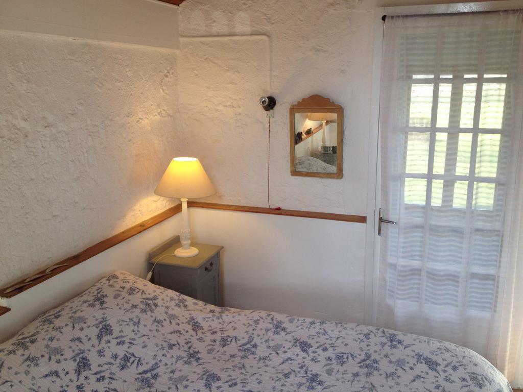 Bed and Breakfast La Lunaire à Verteillac Chambre photo