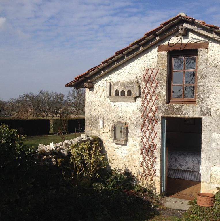 Bed and Breakfast La Lunaire à Verteillac Chambre photo
