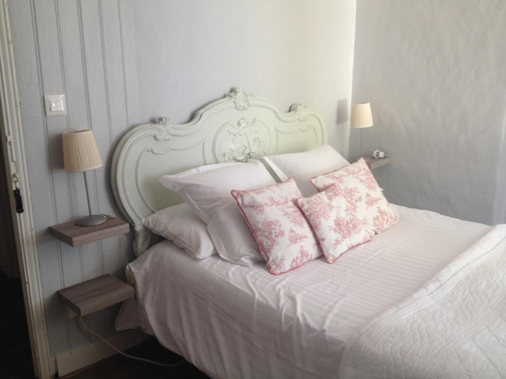 Bed and Breakfast La Lunaire à Verteillac Extérieur photo